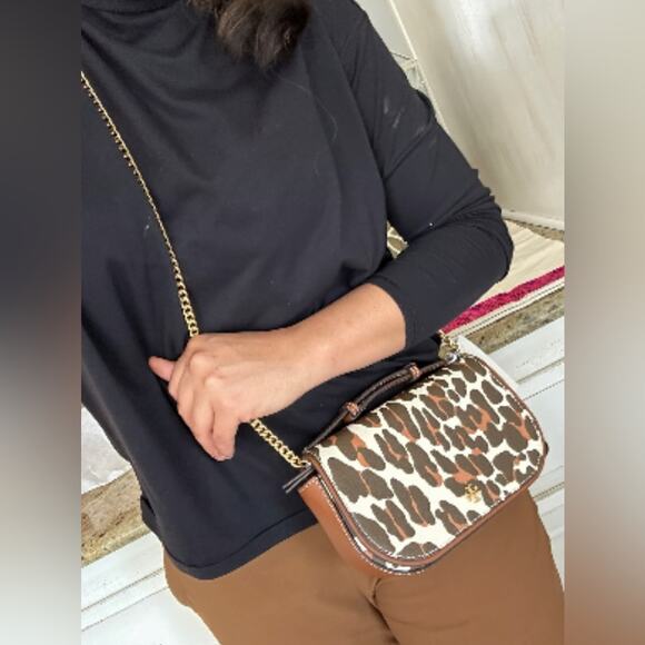 Tory Burch Emerson Printed Top Handle Crossbody In Leopard Print Chainlink NWT - Picture 2 of 15